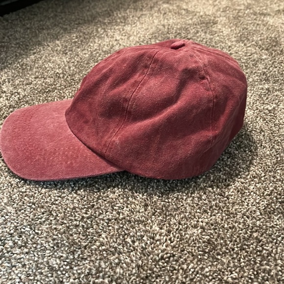 Burgundy Cap - Picture 2 of 3